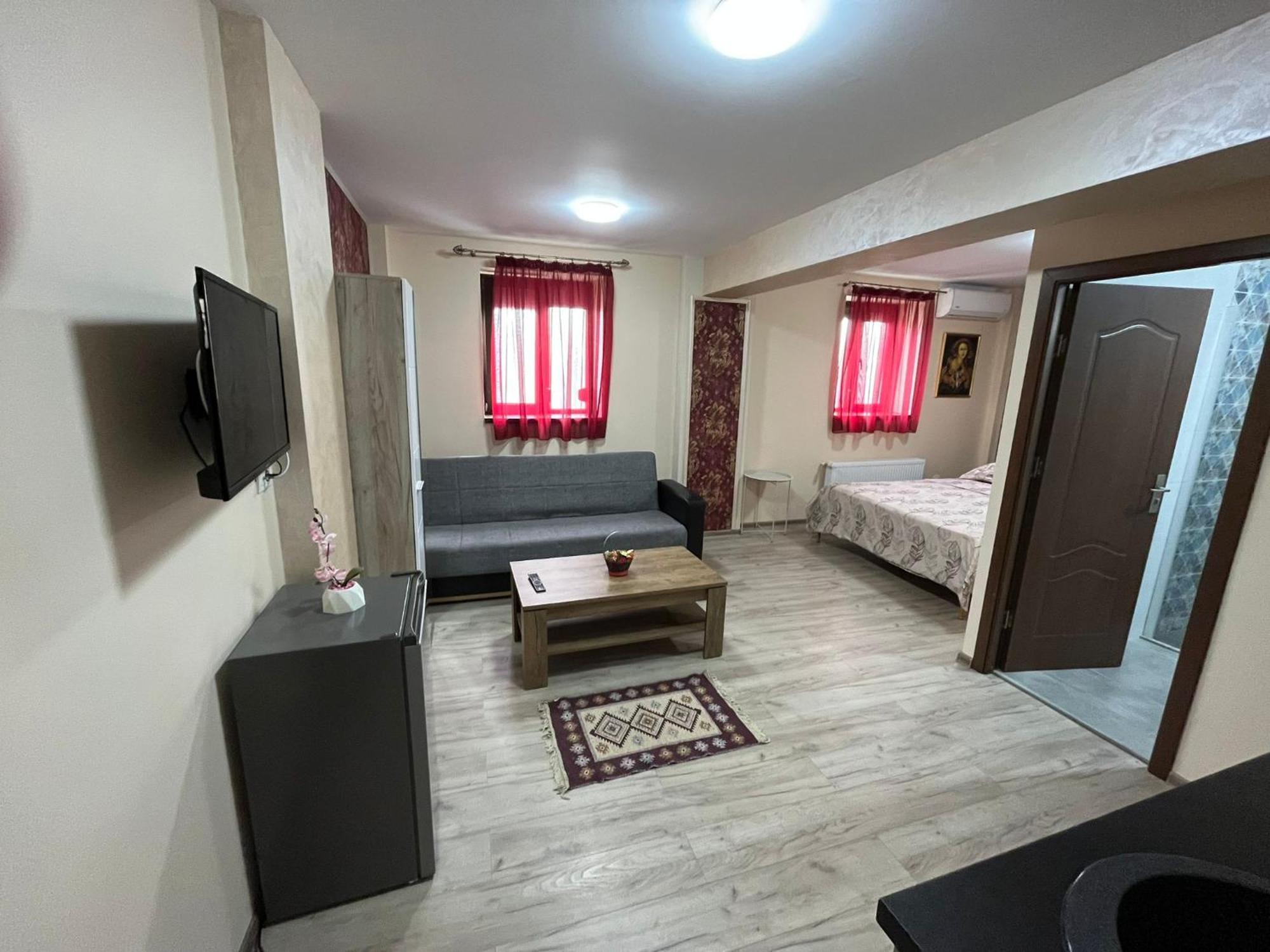 Solaria Apartment Galaţi Екстериор снимка