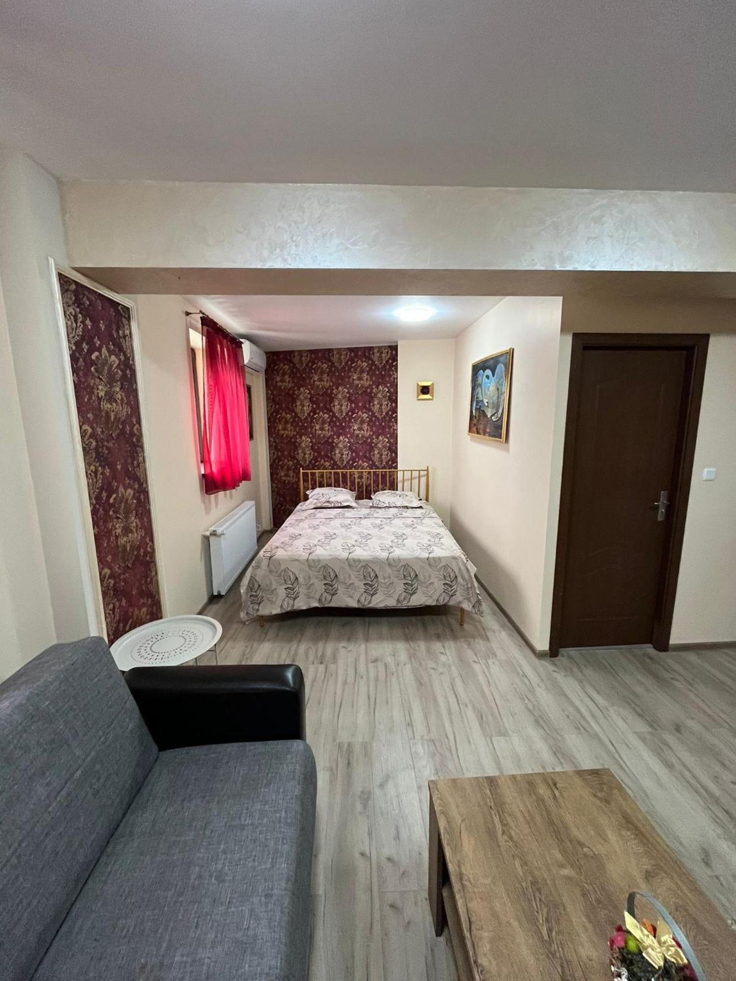 Solaria Apartment Galaţi Екстериор снимка